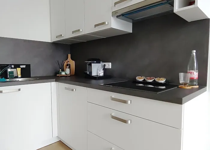 Maya Sweet * هيلين